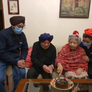 celebrating eldely birthday at their home 